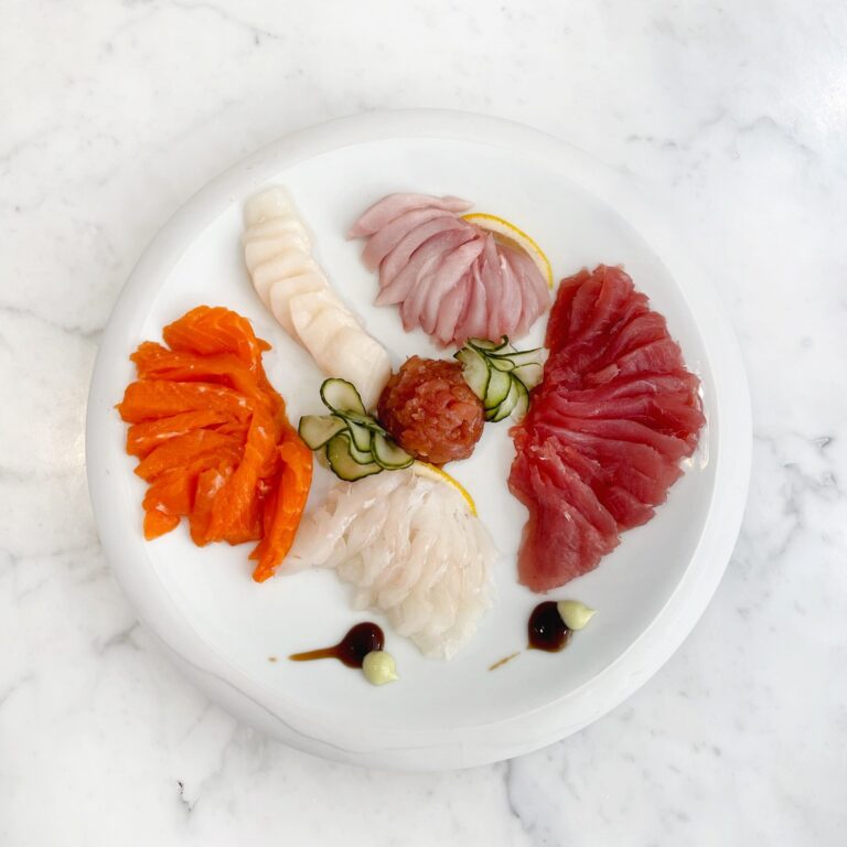 424949188 246664148484894 486143282539185911 n 768x768